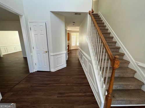 260 Fitzgerald Pl, Atlanta, GA 30349-1078