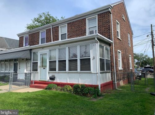 1672 Collings Rd, Camden, NJ 08104-3132