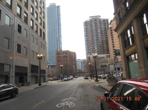 888 Michigan Ave, Chicago IL 60605-2117 exterior