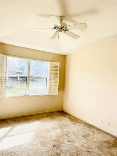 9209 Wentworth Ln, Fort Pierce FL  34986-3287 exterior