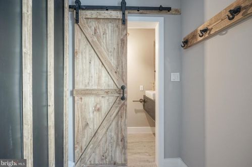 5431 Addison St, Philadelphia PA 19143-1424 exterior