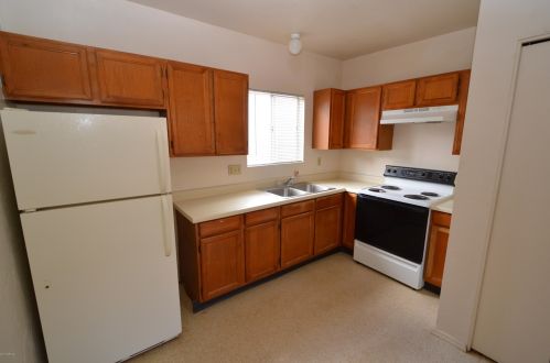 1614 Columbus Blvd, Tucson AZ  85712-3402 exterior