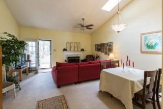 58 Forest Oaks Dr, Durham, NC 27705-6100