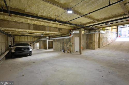 836 Broad St, Philadelphia PA  19130-2234 exterior