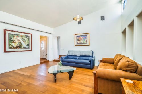 1808 Copper St, Tucson AZ  85719-3120 exterior