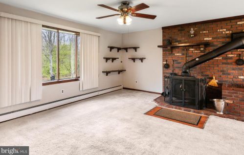 2511 Meetinghouse Rd, Jamison PA 18929-1157 exterior