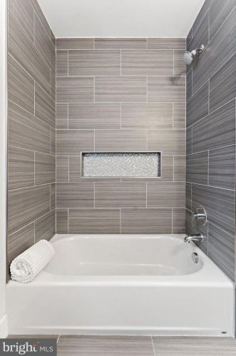 408 4th St, Washington DC  20003-2005 exterior