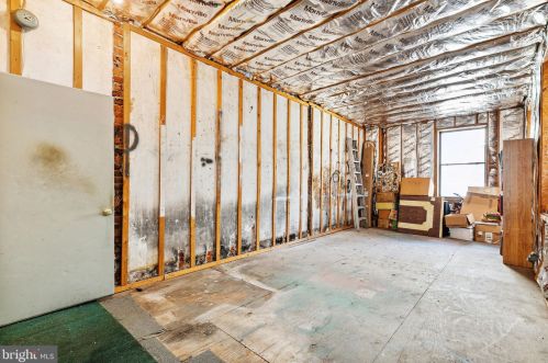 735 Bainbridge St, Philadelphia PA 19147-2008 exterior