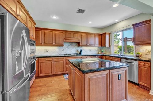 2570 Hibiscus St, Fullerton, CA 92835-4402