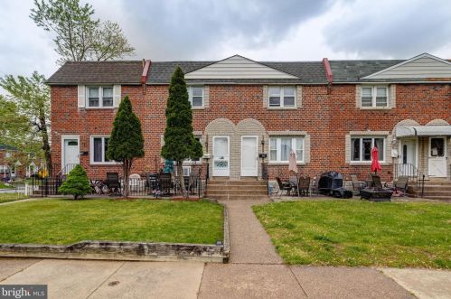 1097 Glen Cir, Manor, PA 19036-1217
