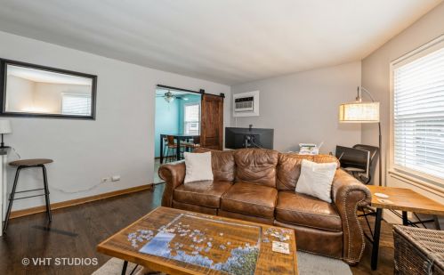 5916 Odell Ave, Chicago, IL 60631-2343