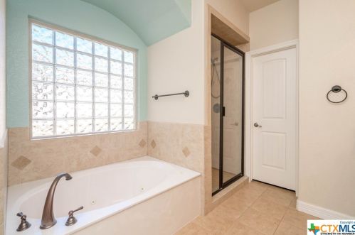 578 Winding River Ln, Spring Branch TX 78070-6382 exterior