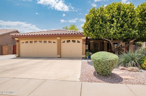 25432 65th Ave, Phoenix, AZ 85083-1814