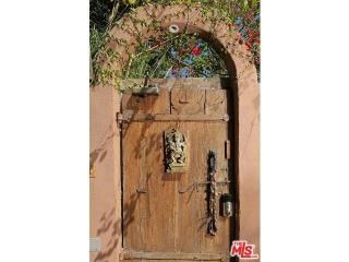 907 Hauser Blvd, Los Angeles CA  90036-4724 exterior