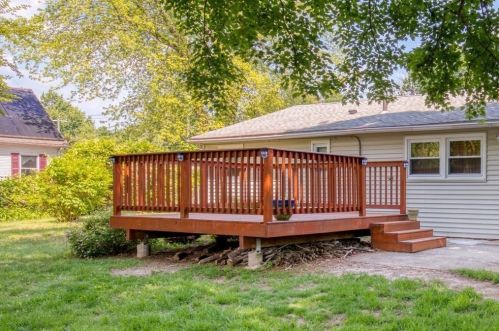 1146 Allen St, Springfield MA  01118-2530 exterior