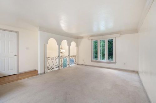 6611 Brownsville Rd, Pittsburgh PA  15236-3534 exterior