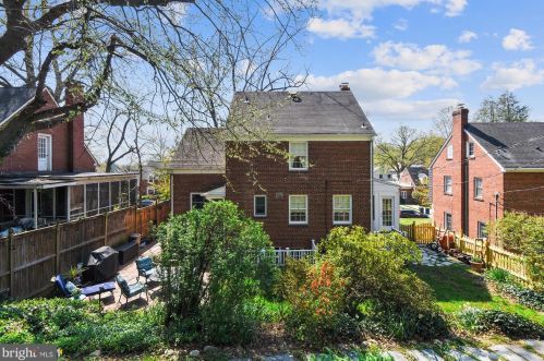 301 Glendale Ave, Alexandria VA 22301-2407 exterior