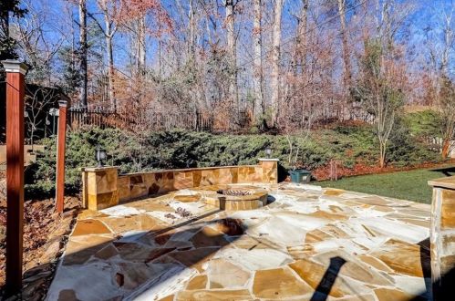 4350 Canterbury Walk Dr, Duluth GA 30097-8160 exterior