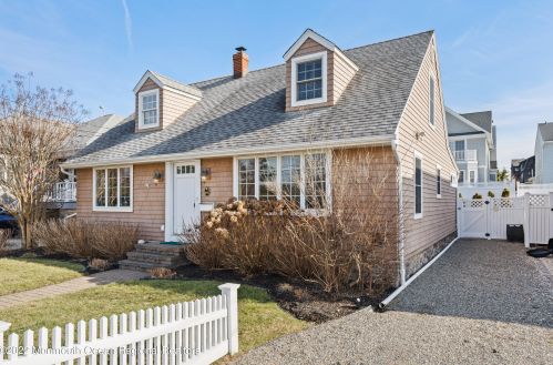 841 Main Ave, Point Pleasant Beach NJ  08742-5355 exterior