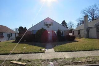 906 Griffith St, Philadelphia PA  19111-2615 exterior