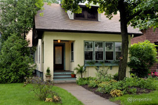 945 Wesley Ave, Evanston, IL 60202-1654