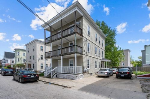 22 Dean St, Woonsocket RI  02895-1314 exterior