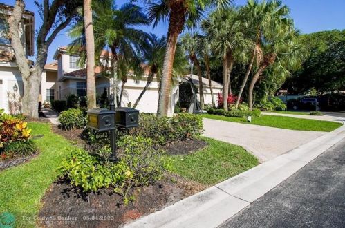 6628 25th Ct, Boca Raton FL  33496-2016 exterior