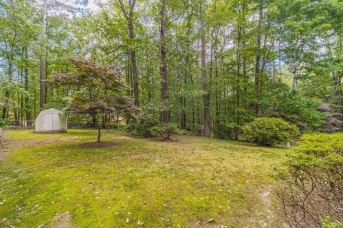 2201 Valley Creek Cir, Lithonia GA  30078-2532 exterior