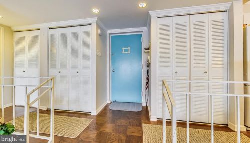 9900 Georgia Ave, Silver Spring MD  20902-5244 exterior