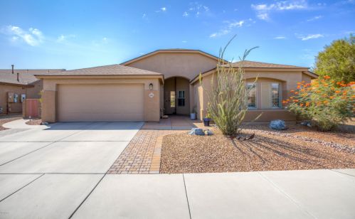 8240 Equator Loop, Tucson, AZ 85741-4069