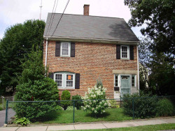 27 Williams St, Newton, MA 02464-1348