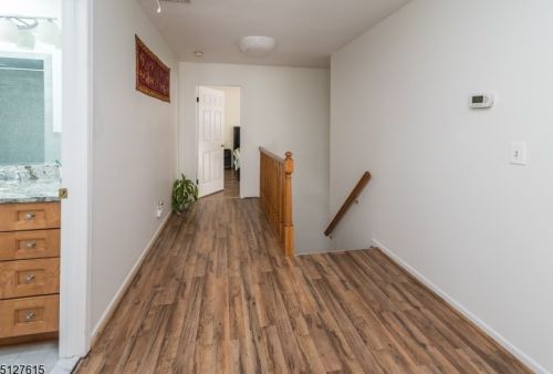 24 Brownstone Ter, Paterson NJ  07506-3447 exterior