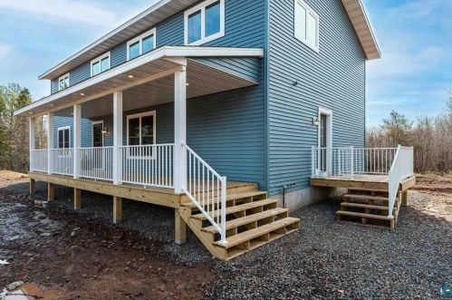 3258 Tischer Rd, Duluth MN 55803-9786 exterior