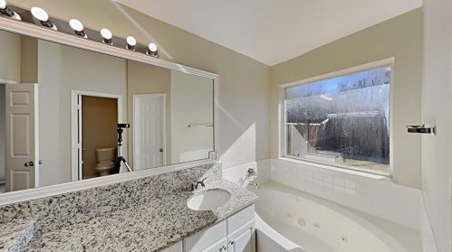 11181 Covey Ln, Frisco TX 75035-5855 exterior