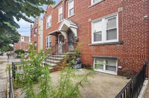 1912 Mulford Ave, Bronx NY 10461-4009 exterior