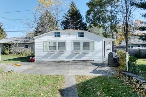 5 Elmire Ave, Worcester MA  01604-2323 exterior