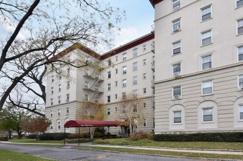 1 Park Ln, Mount Vernon, NY 10552-3449