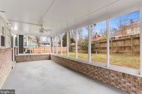 8428 Cherry Vly Ln, Alexandria VA 22309-2100 exterior