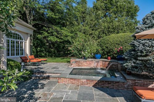 51 Grasmere Way, Princeton NJ 08540-7548 exterior