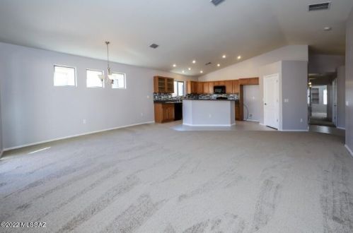 4005 Coolbrooke Dr, Tucson AZ  85756-3084 exterior