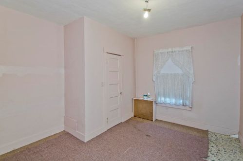 38 Jennings St, Chicopee MA 01020-1920 exterior