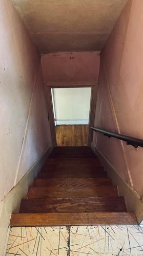 12 Spier Ave, Enfield CT 06082-4320 exterior