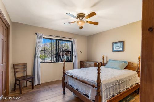 6822 Table Mtn Rd, Tucson AZ 85718-1328 exterior