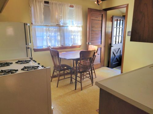 2615 71st St, Milwaukee WI  53219-2512 exterior