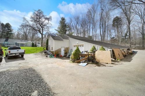 148 Norwalk Rd, Norwalk CT 06850-4406 exterior