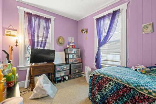 37 Whiting Ave, Torrington CT 06790-4921 exterior