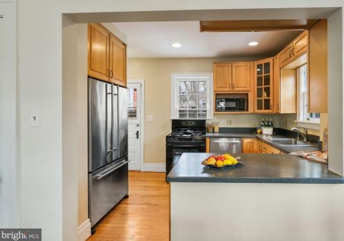 3373 Runnymede Pl, Washington DC 20015-2415 exterior