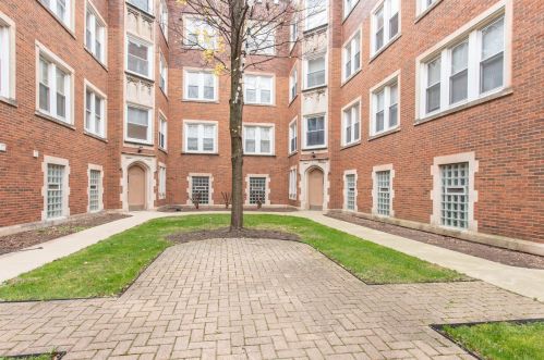 4423 Lawndale Ave, Chicago, IL 60625-5915