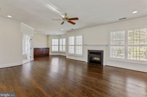 5802 Bent Twig Rd, Mc Lean VA 22101-1806 exterior