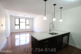 181 Scholes St, Brooklyn NY  11206-2127 exterior